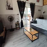 Le Cosy Occitan Chaleureuse Independante Baignoire Terrasse Jardin Καρκασόν