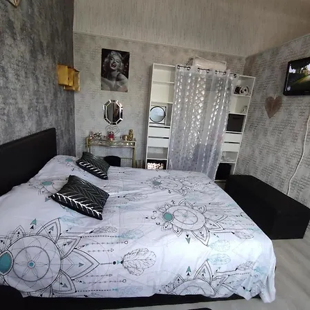 Le Cosy Occitan Chaleureuse Independante Baignoire Terrasse Jardin בית נופש *