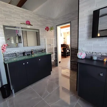 Le Cosy Occitan Chaleureuse Independante Baignoire Terrasse Jardin בית נופש