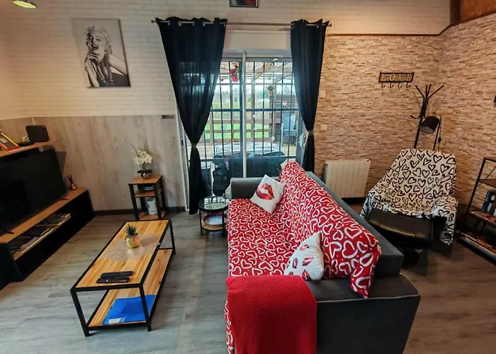 Le Cosy Occitan Chaleureuse Indépendante Baignoire Terrasse Jardin Carcasona